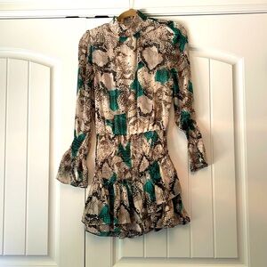 Cute short dress - goes with every occasion